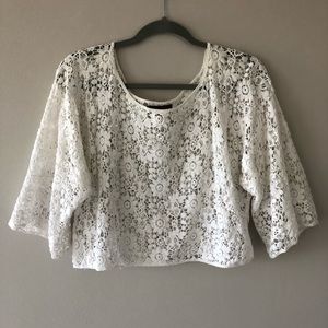 Anthropologie daisy crochet top
